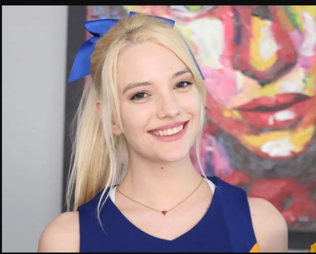 Kenna James Age, Career, Family, Net Worth, Height & More